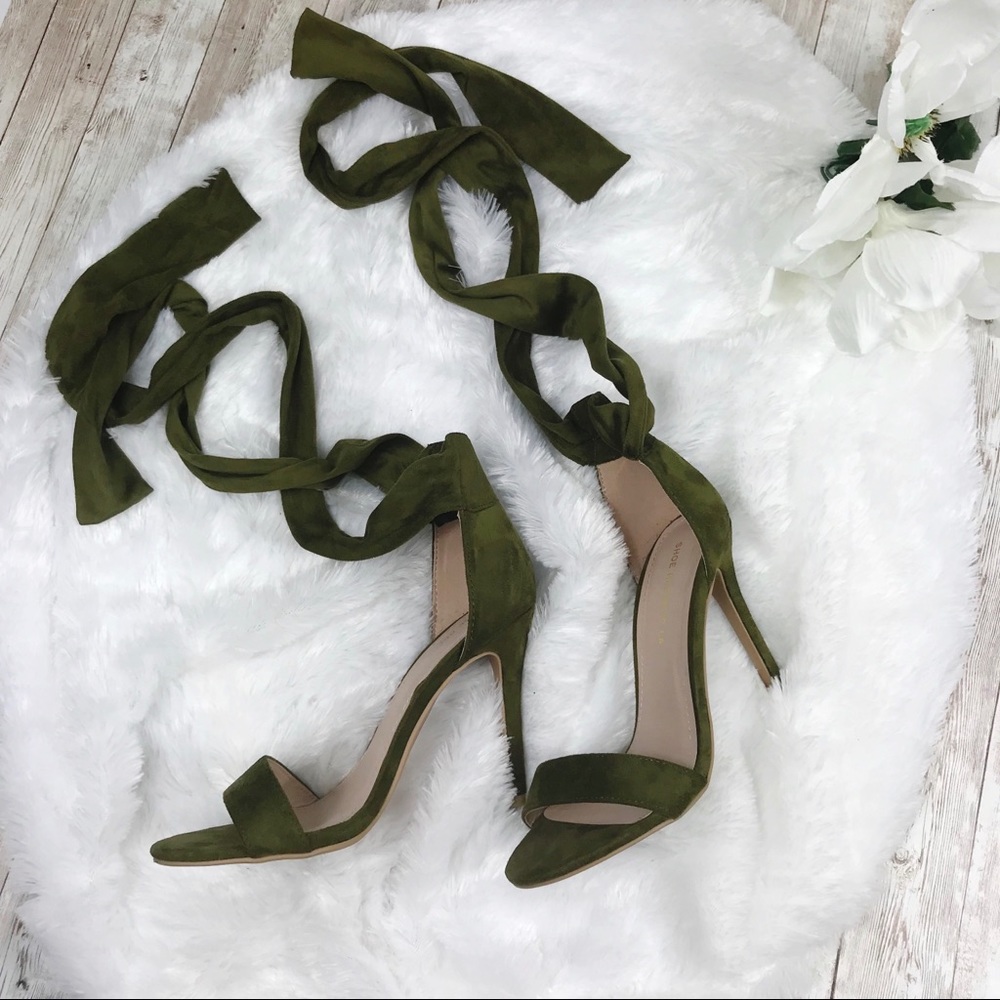 Shoe Republic LA size 6 heels